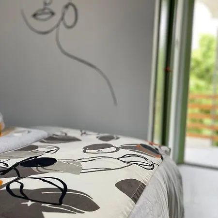 Yucca Bed & Breakfast 3*